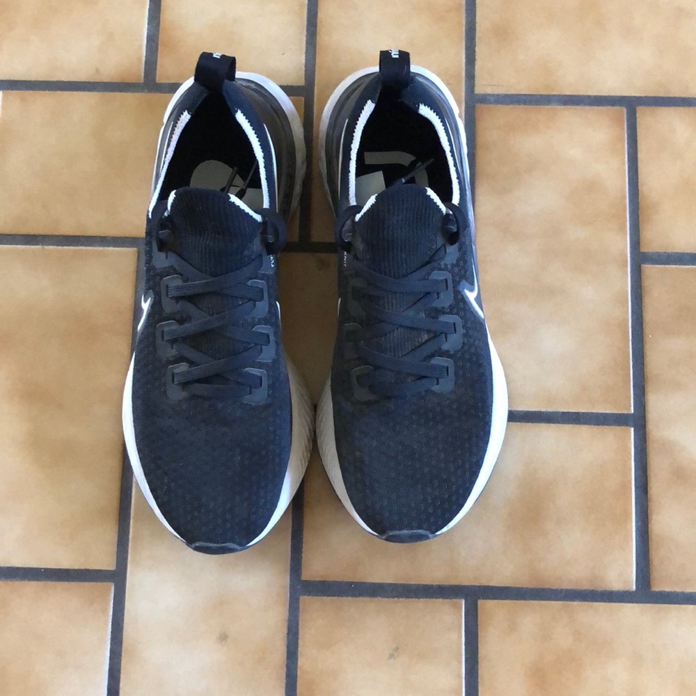 Nike Infinity React running shoes